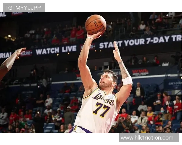 2013年湖人与雷霆的巅峰对决回顾及其对NBA历史的影响分析