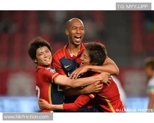 名古屋鲸鱼与鹿岛鹿角的激烈对决谁能在这场较量中笑到最后