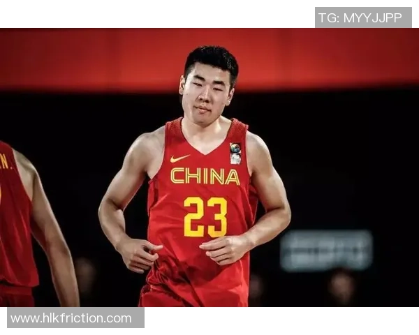 王泉泽的篮球之路：从青涩少年到职业球员的成长历程与挑战